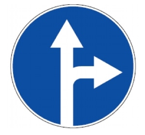Važiuoti tiesiai arba į dešinę