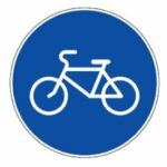 411 Dviračių takas (Leidžiama važiuoti dviračiais ir elektrinėmis mikrojudumo priemonėmis)