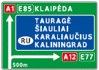 601 Išankstinė krypčių rodyklė (Eismo kryptys į kelio ženkle nurodytas gyvenvietes. Atstumas iki sankryžos nurodomas kelio ženklo apačioje)
